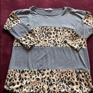 Women size small boutique top